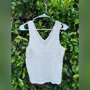 TARGET CREAM RUFFLED TANK